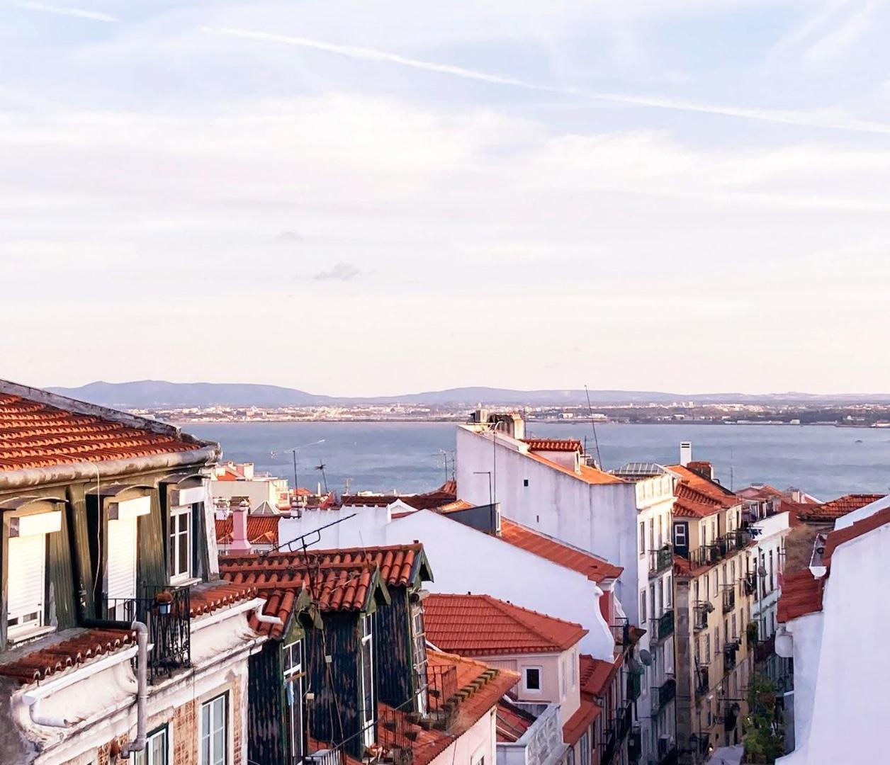 Guestready - Rare Terrace Apt, Historic Center Apartment Lisabona Exterior foto